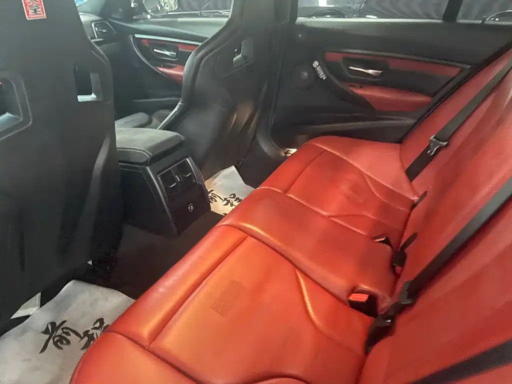 BMW M3 2018 — фото 12