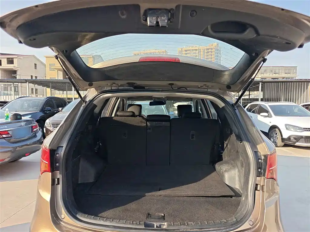 Hyundai Santa Fe 2015 — фото 16