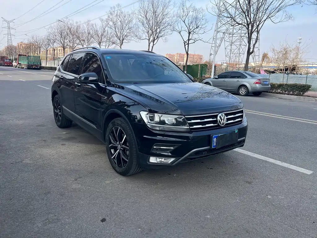 Volkswagen Tiguan L 2020 — фото 3