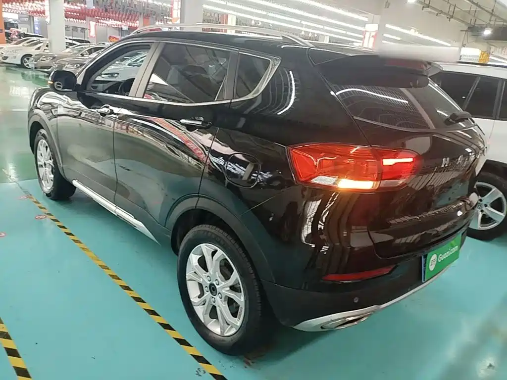 Haval H2s 2017 — фото 5