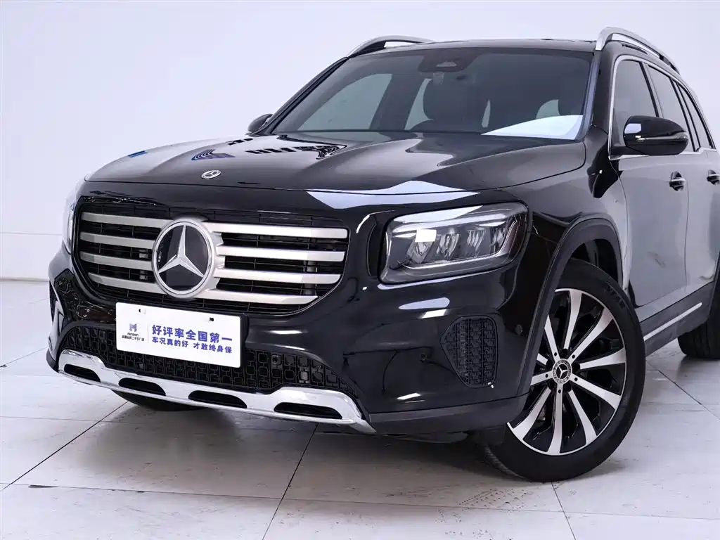 Mercedes-Benz GLB 2024 — фото 3
