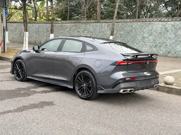 Changan UNI-V 2024