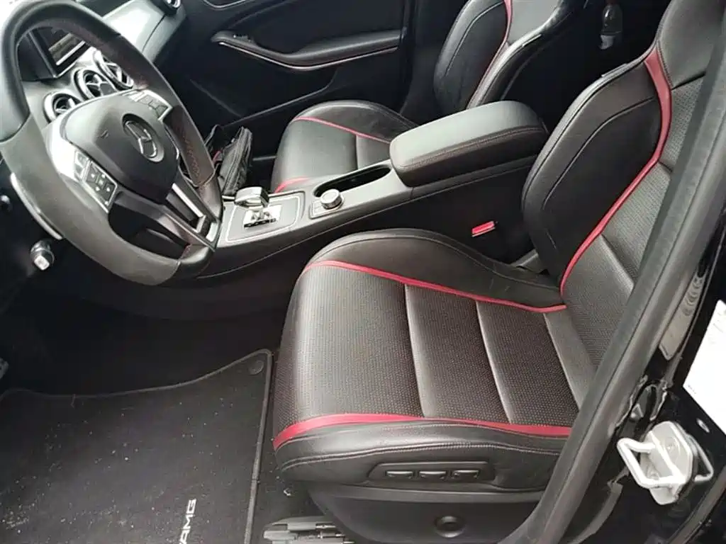 Mercedes-Benz GLA AMG 2016 — фото 15