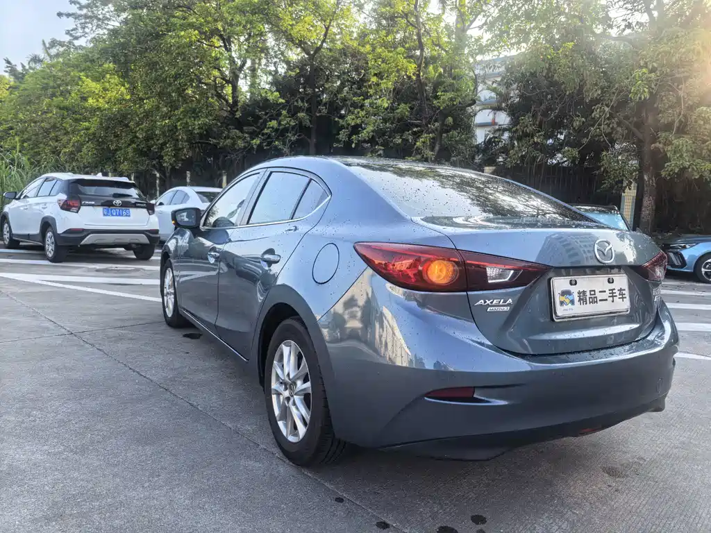Mazda 3 Axela 2019