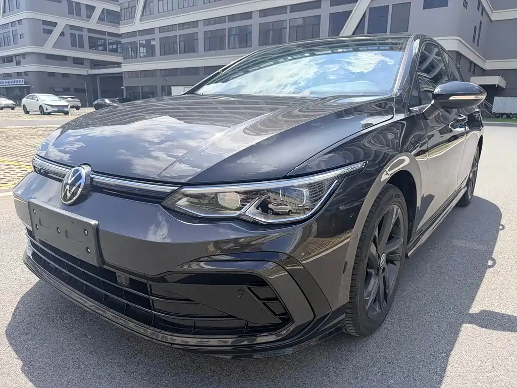 Volkswagen Golf 2023