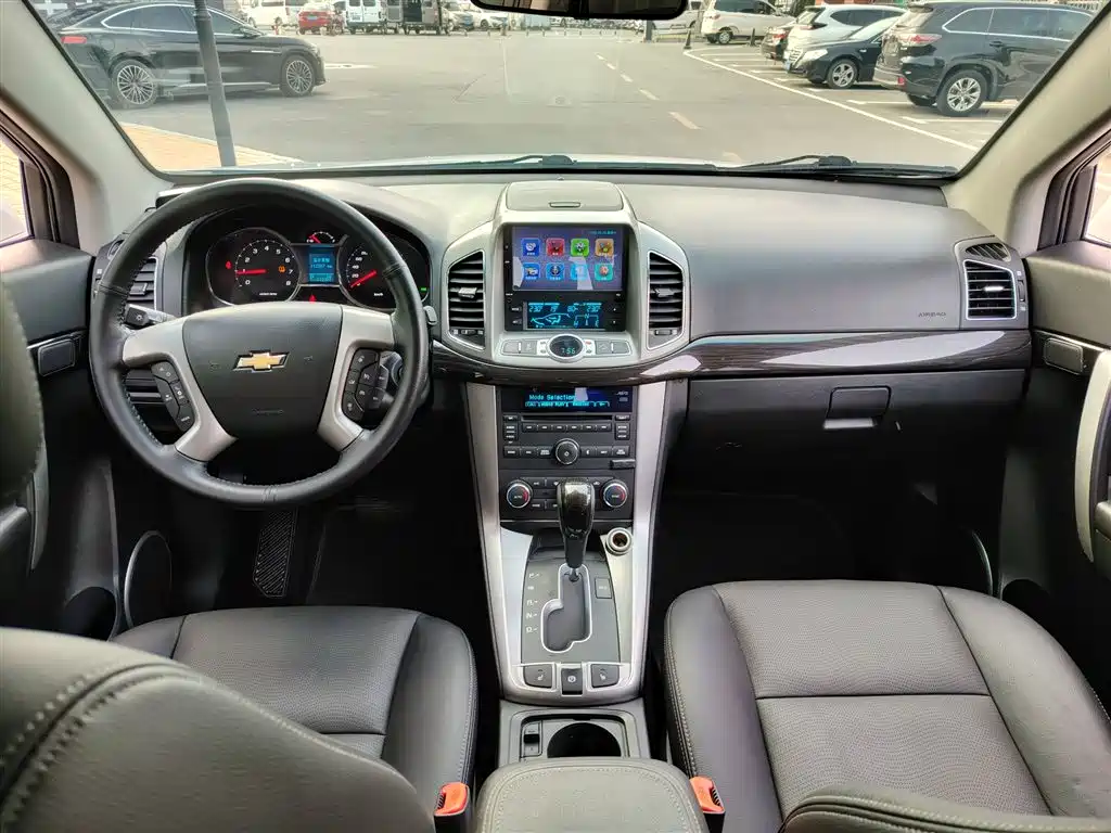 Chevrolet Captiva 2017 — фото 10