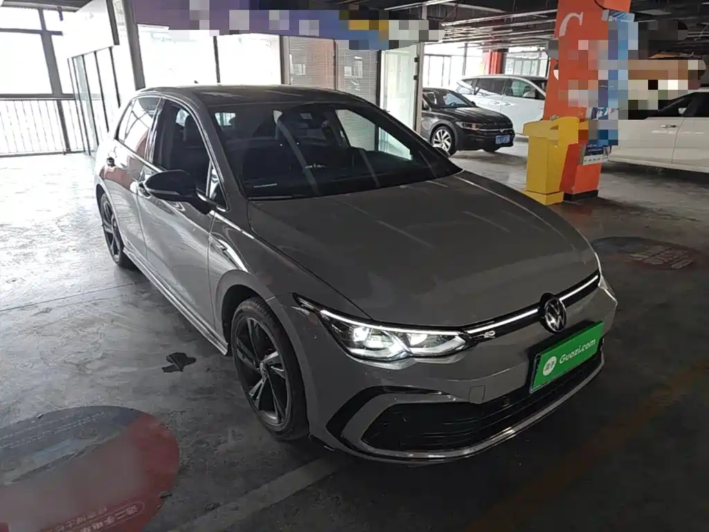 Volkswagen Golf 2024