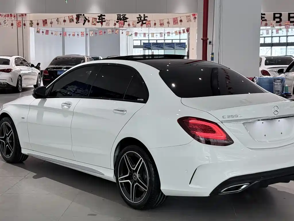 Mercedes-Benz C-Class 2021 — фото 6