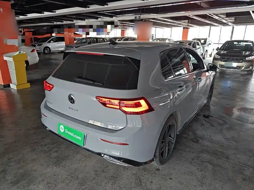 Volkswagen Golf 2024