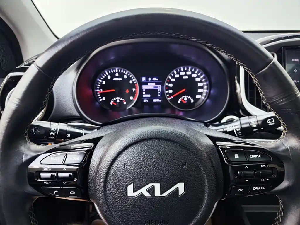 Kia KX1 2022 — фото 11