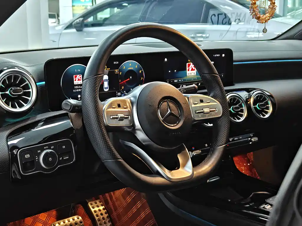 Mercedes-Benz CLA 2022 — фото 11