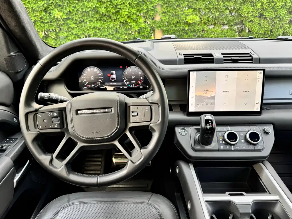 Land Rover Defender 2025 — фото 14
