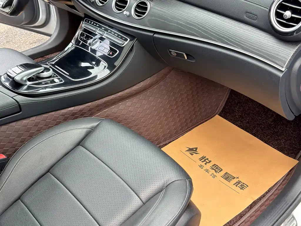 Mercedes-Benz E-Class 2016 — фото 11