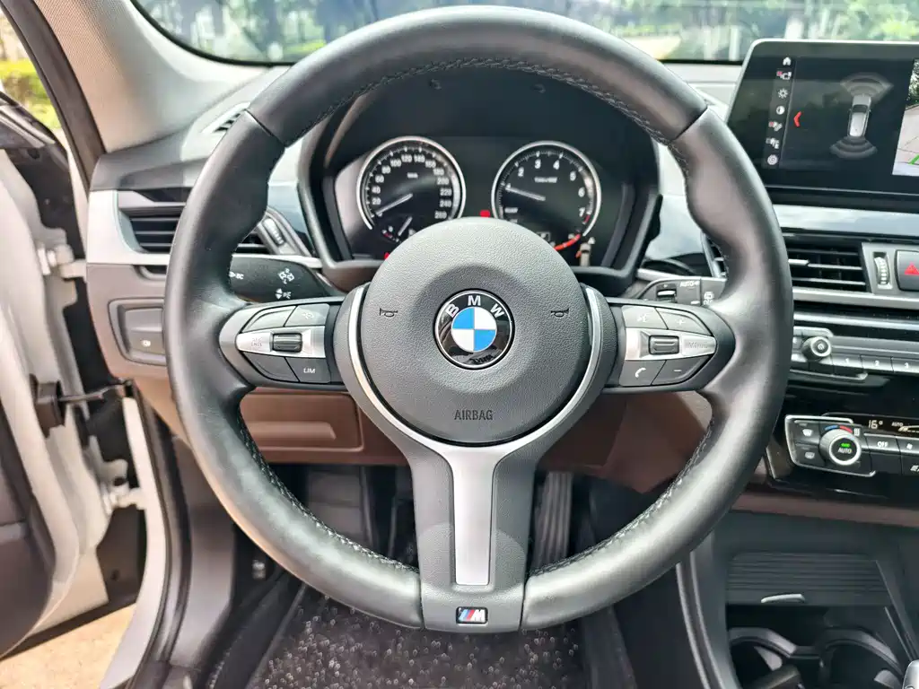 BMW X1 2023 — фото 15