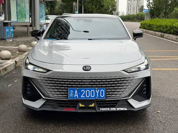 Changan UNI-V 2022
