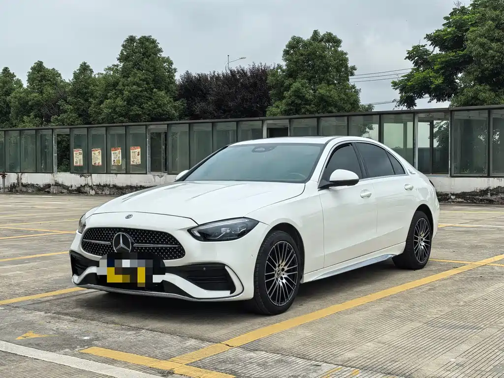 Mercedes-Benz C-Class 2023 — фото 1
