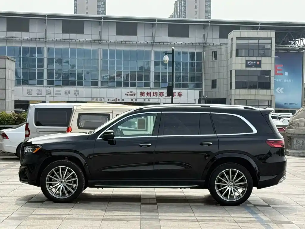 Mercedes-Benz GLS — фото 2