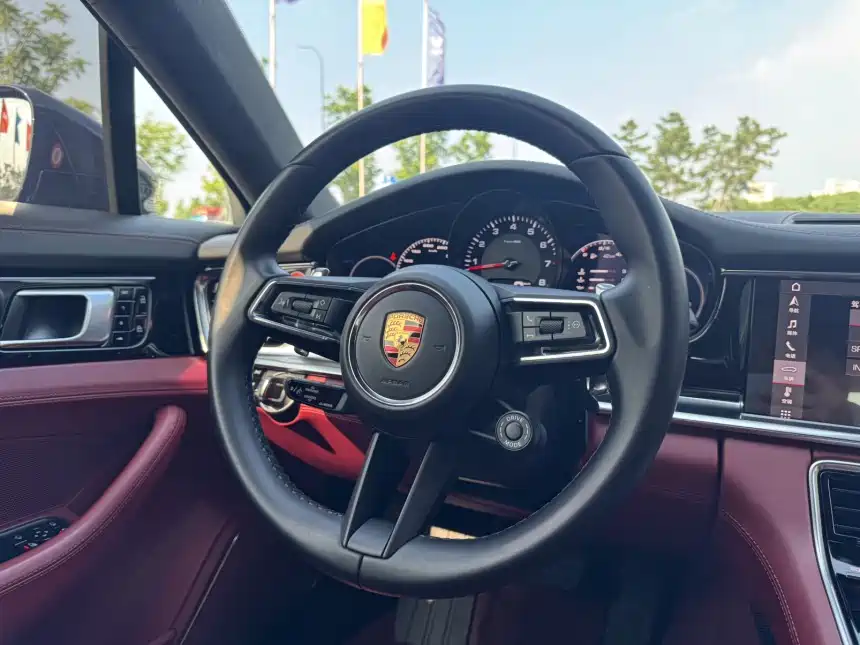 Porsche Panamera 2021 — фото 11