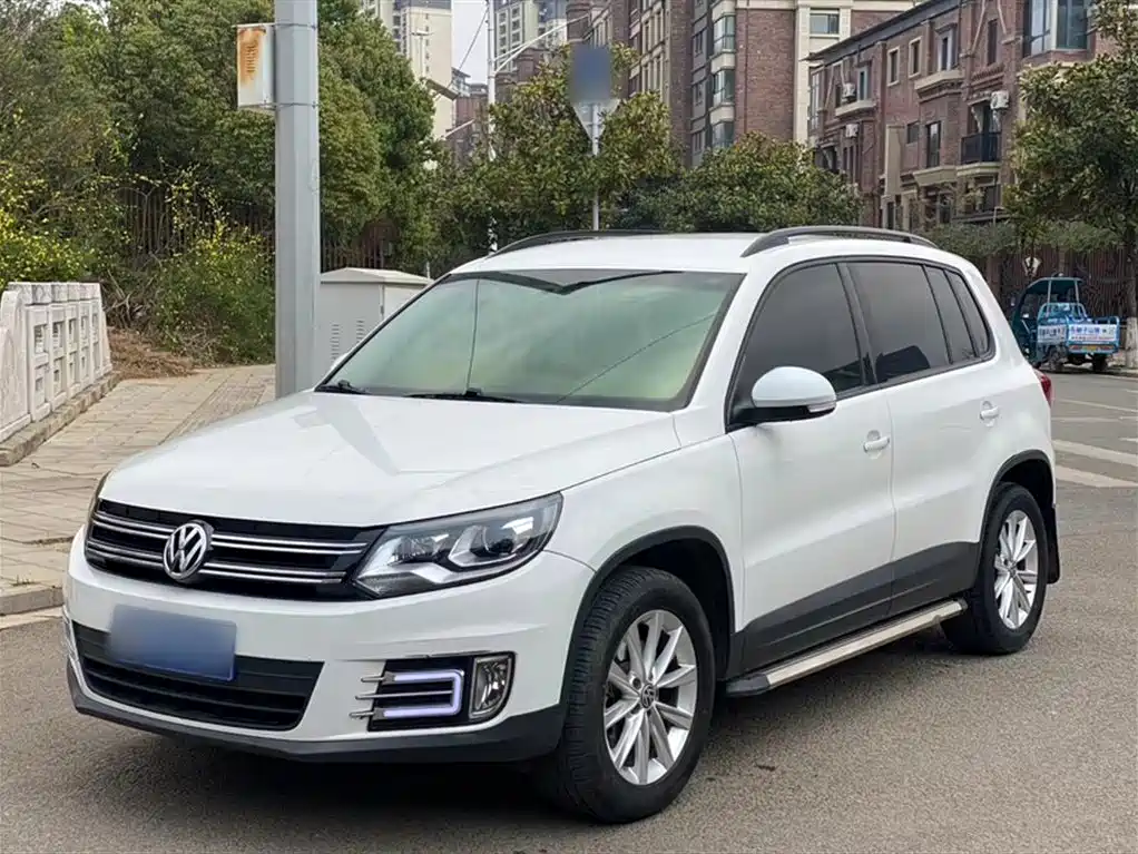 Volkswagen Tiguan 2018 — фото 1