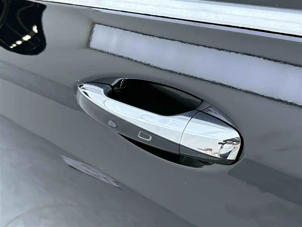 Mercedes-Benz E-Class 2023 — фото 22