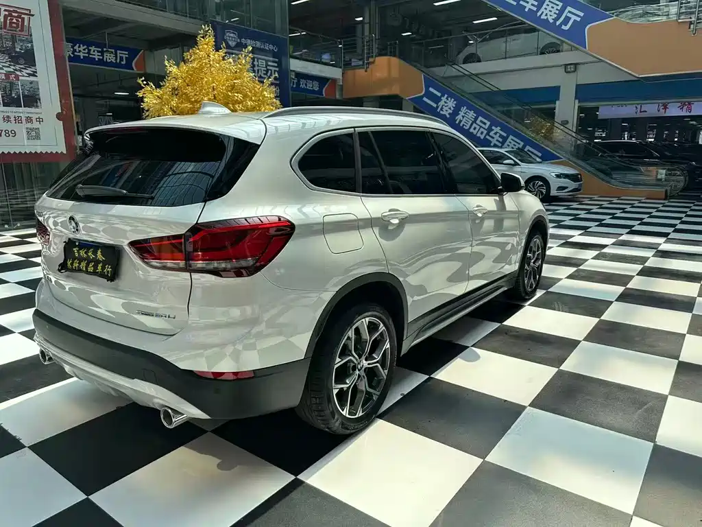 BMW X1 2022 — фото 16
