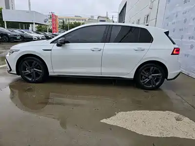 Volkswagen Golf 2023