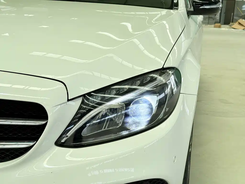 Mercedes-Benz C-Class 2018 — фото 15