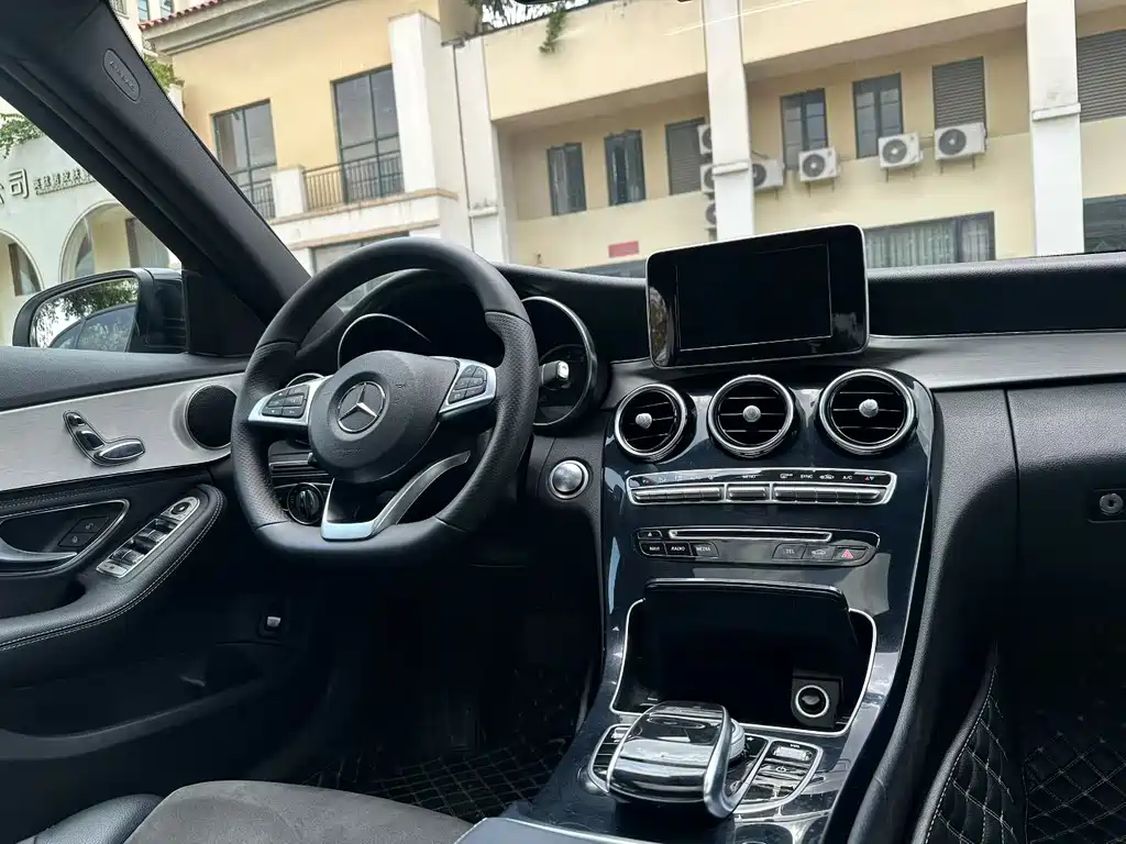 Mercedes-Benz C-Class 2017 — фото 6