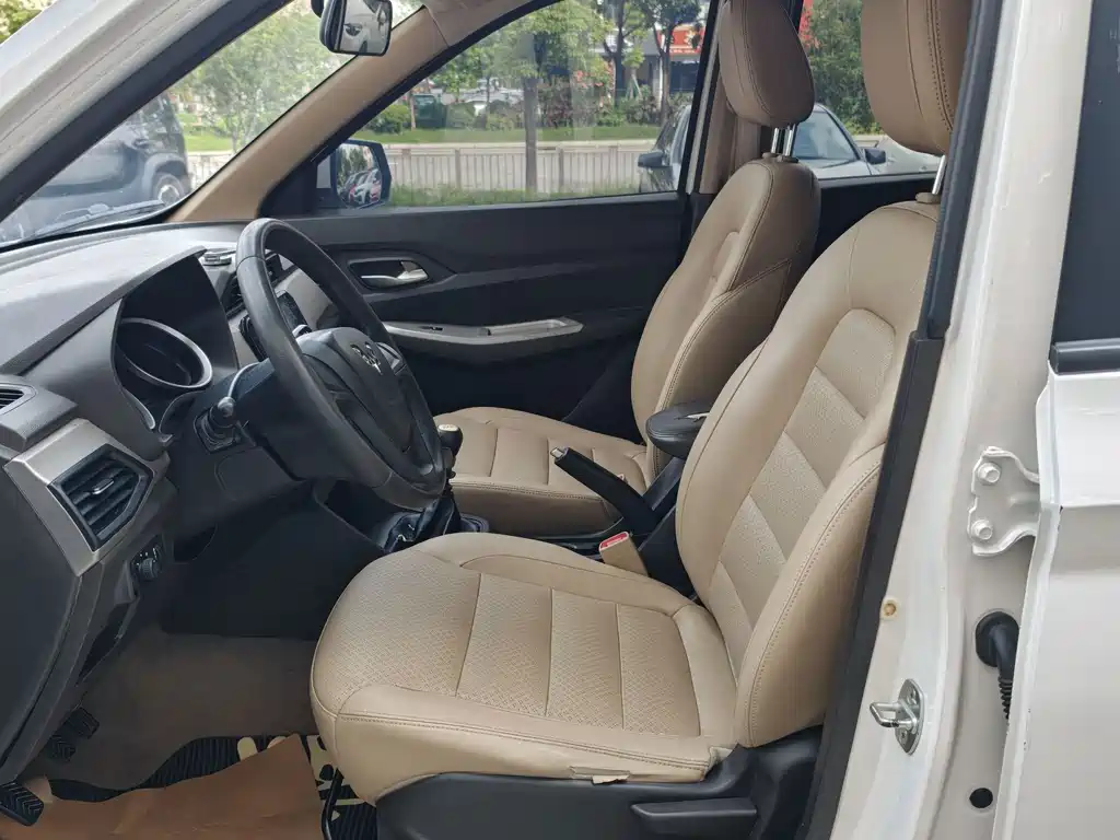 Wuling Hongguang 2020