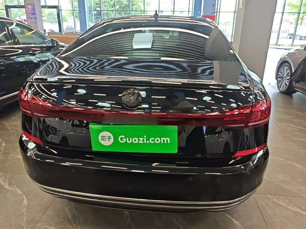 Volkswagen Passat 2023