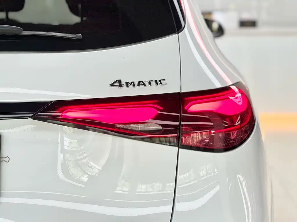Mercedes-Benz GLC 2023 — фото 17