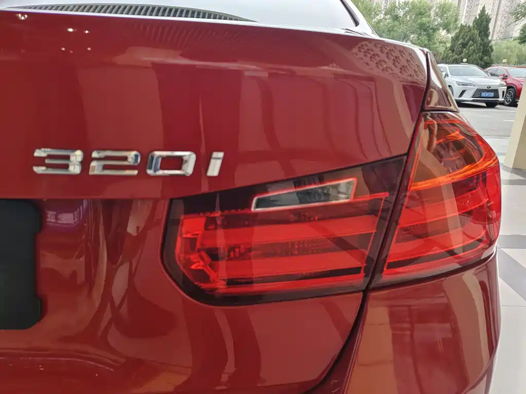 BMW 3 Series 2013 — фото 18