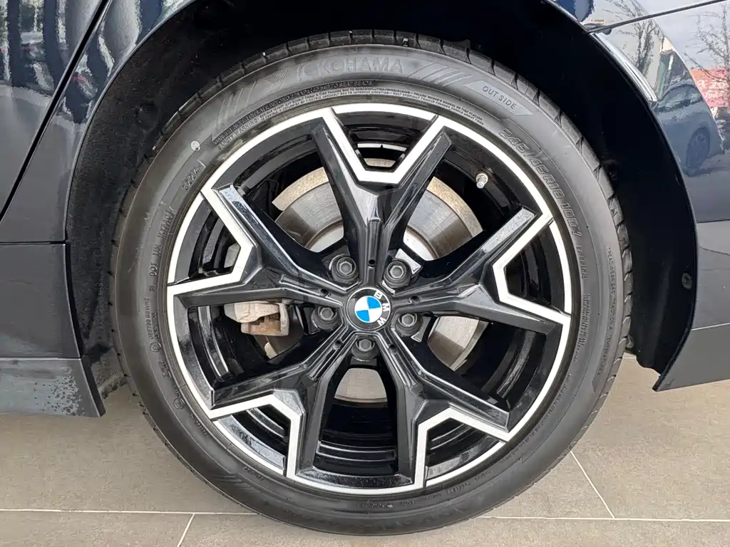 BMW i3 2024 — фото 2