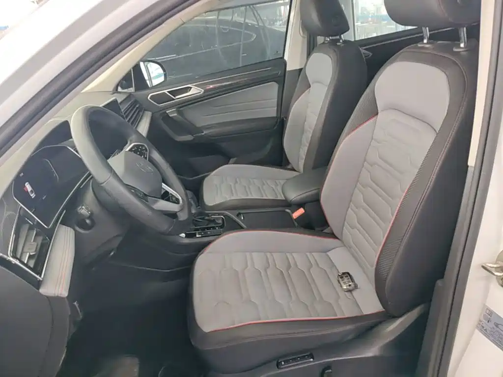 Volkswagen Tiguan X 2023 — фото 15