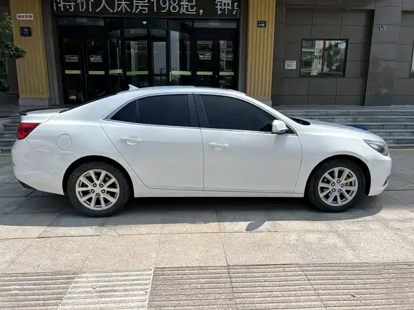 Chevrolet Malibu 2015