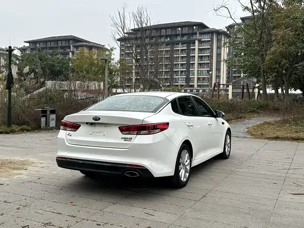 Kia K5 2016