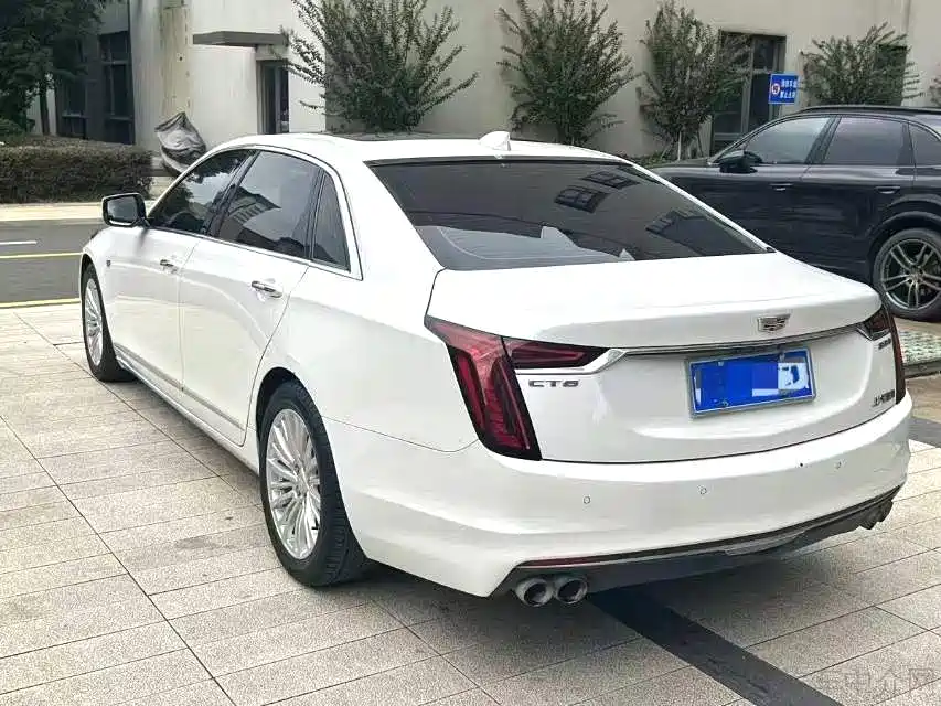 Cadillac CT6 2020 — фото 7