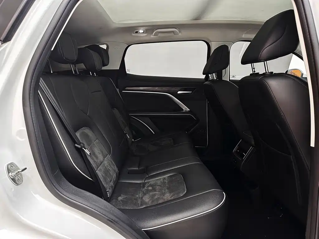 Haval H6 2023 — фото 24