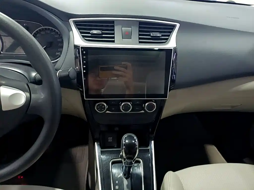 Nissan Sylphy 2017 — фото 13