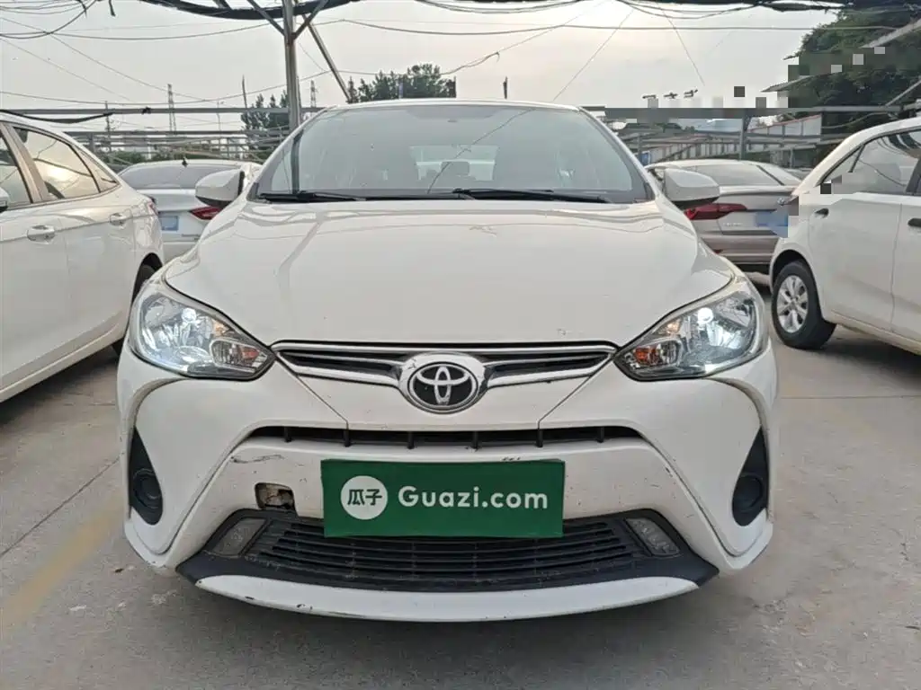 Toyota Yaris L 2020 — фото 3