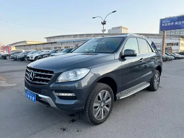 Mercedes-Benz M-Class 2012