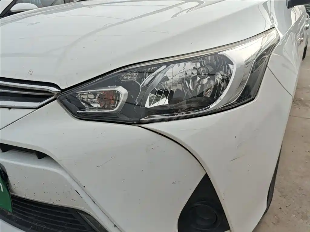 Toyota Yaris L 2020 — фото 24
