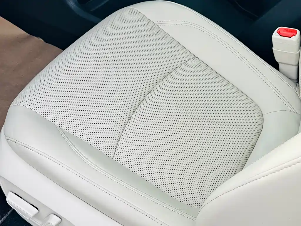 Toyota Sienna 2025 — фото 13
