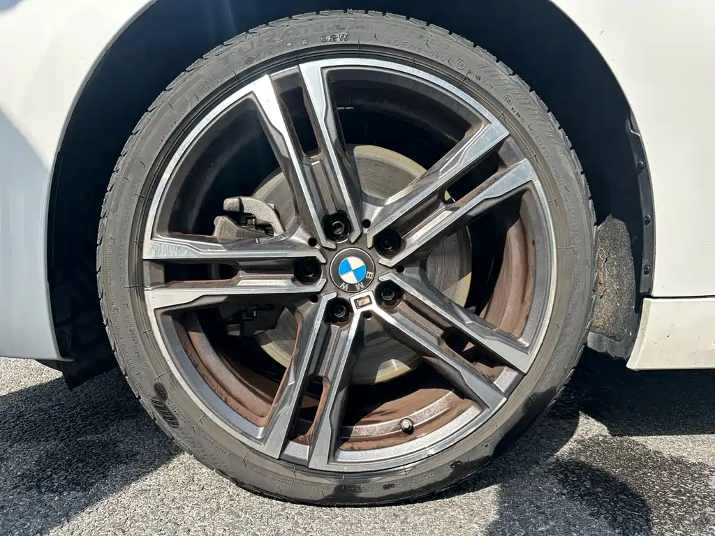 BMW 1 Series 2021