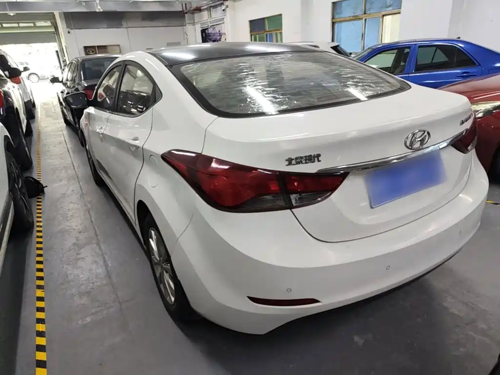 Hyundai Elantra Langdong 2017 — фото 5