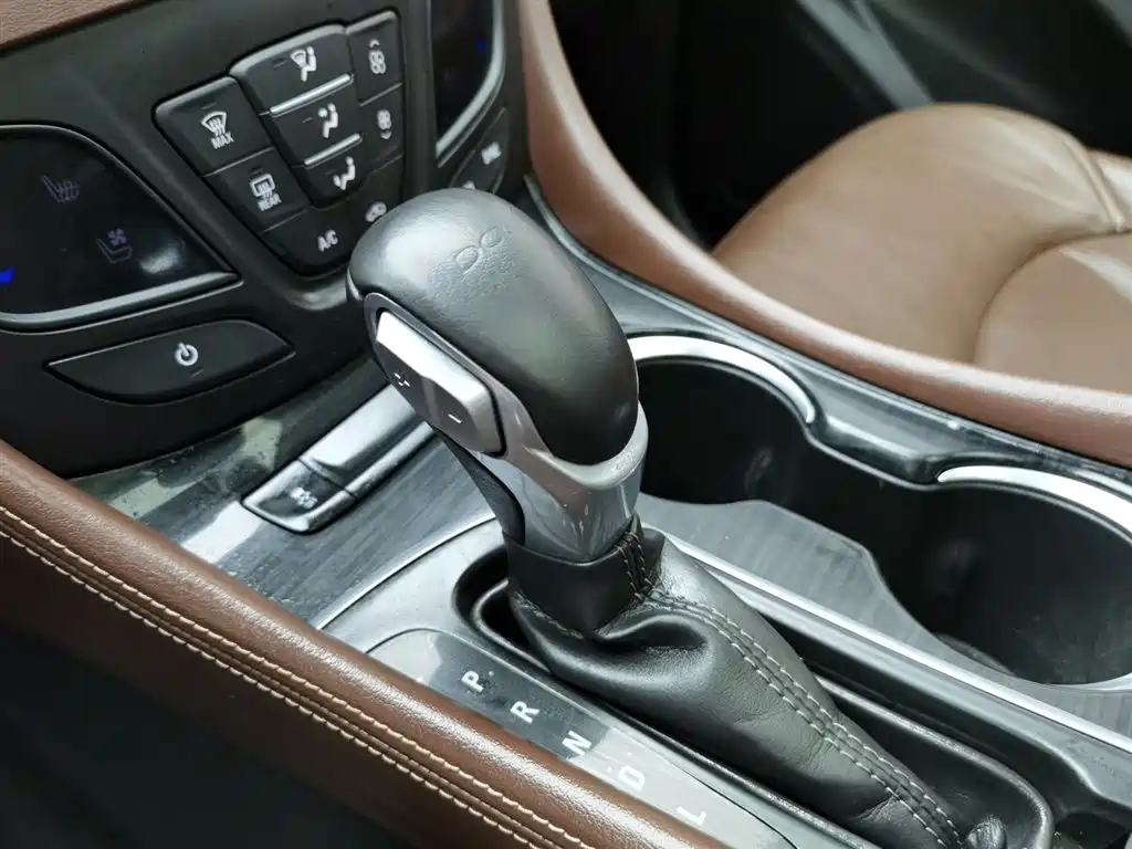 Buick Envision Plus 2021 — фото 13