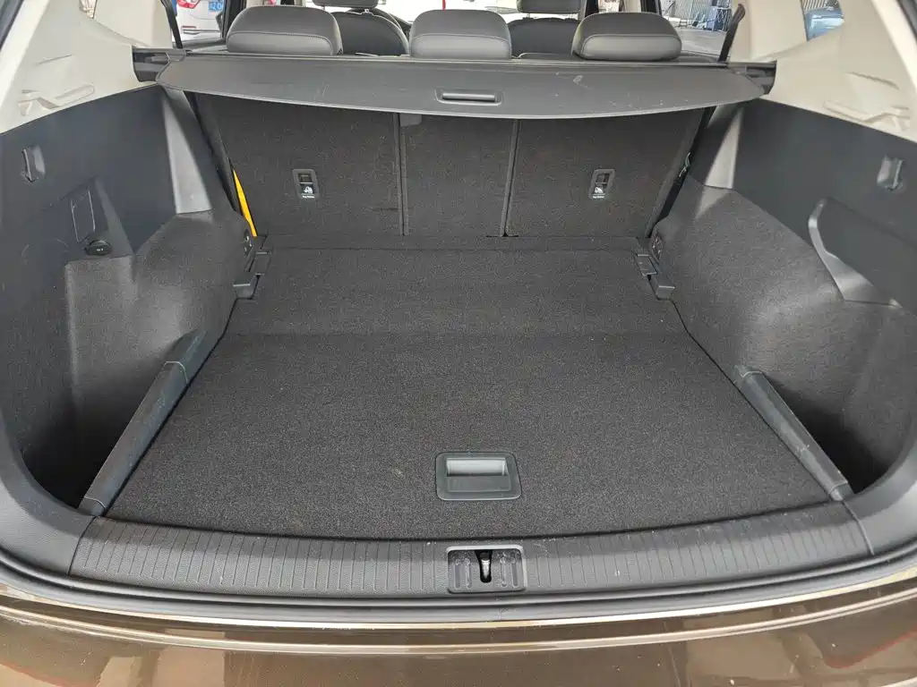 Volkswagen Tiguan L 2019 — фото 15