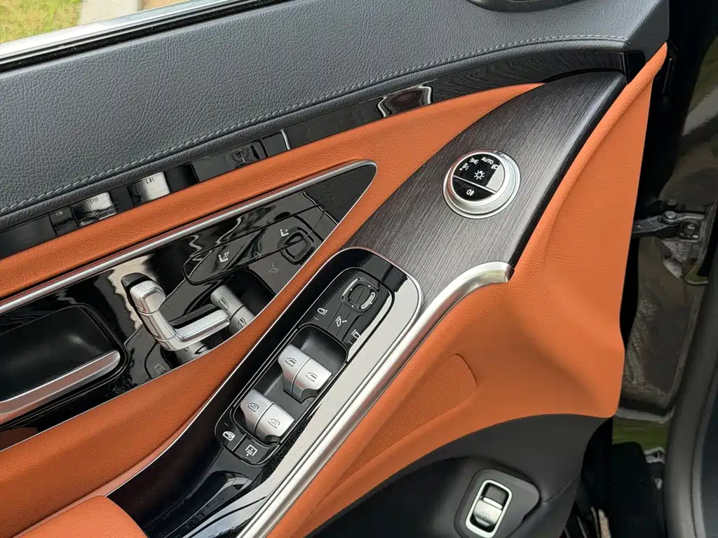 Mercedes-Benz S-Class 2023 — фото 11