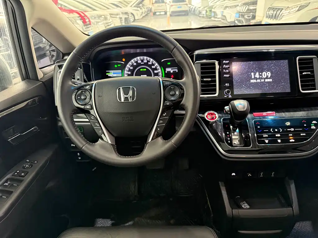 Honda Elysion 2020 — фото 15