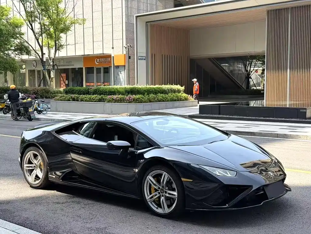 Lamborghini Huracán 2021 — фото 3